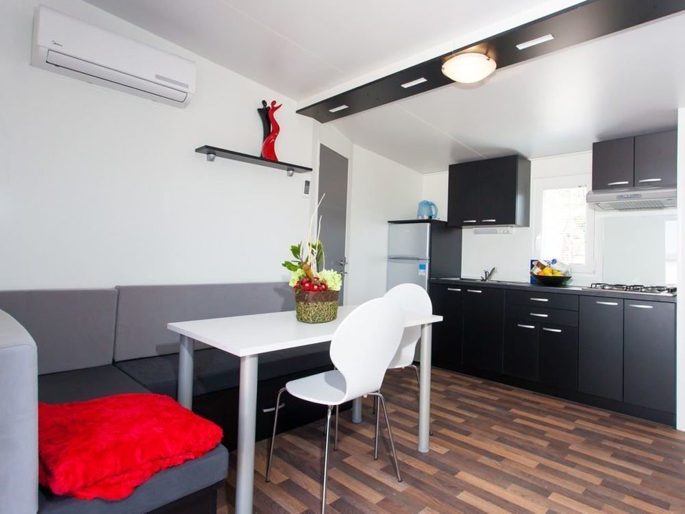 Kastanija Mobile Homes Novigrad  Exterior photo